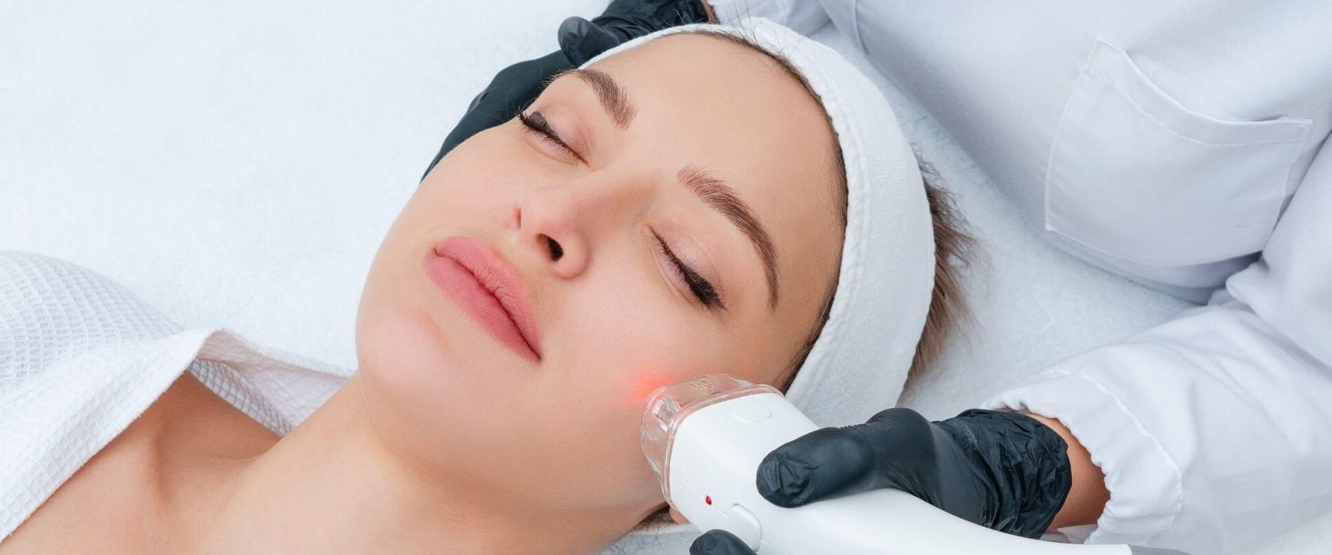 Exploring the Benefits of Anti-Aging Facials at Medspas