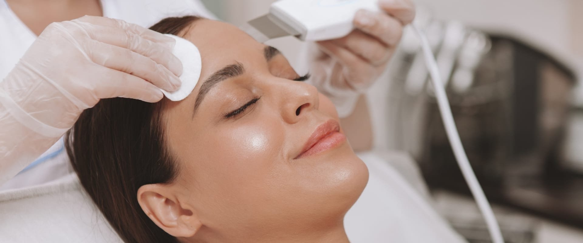 Achieving Radiant Skin: Exploring Facials for Improved Texture and Tone